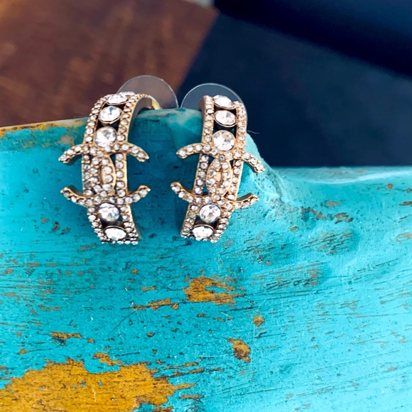 Authentic Chanel earrings!! Gorgeous. I have worn these 1x. - Picture 5 of 11